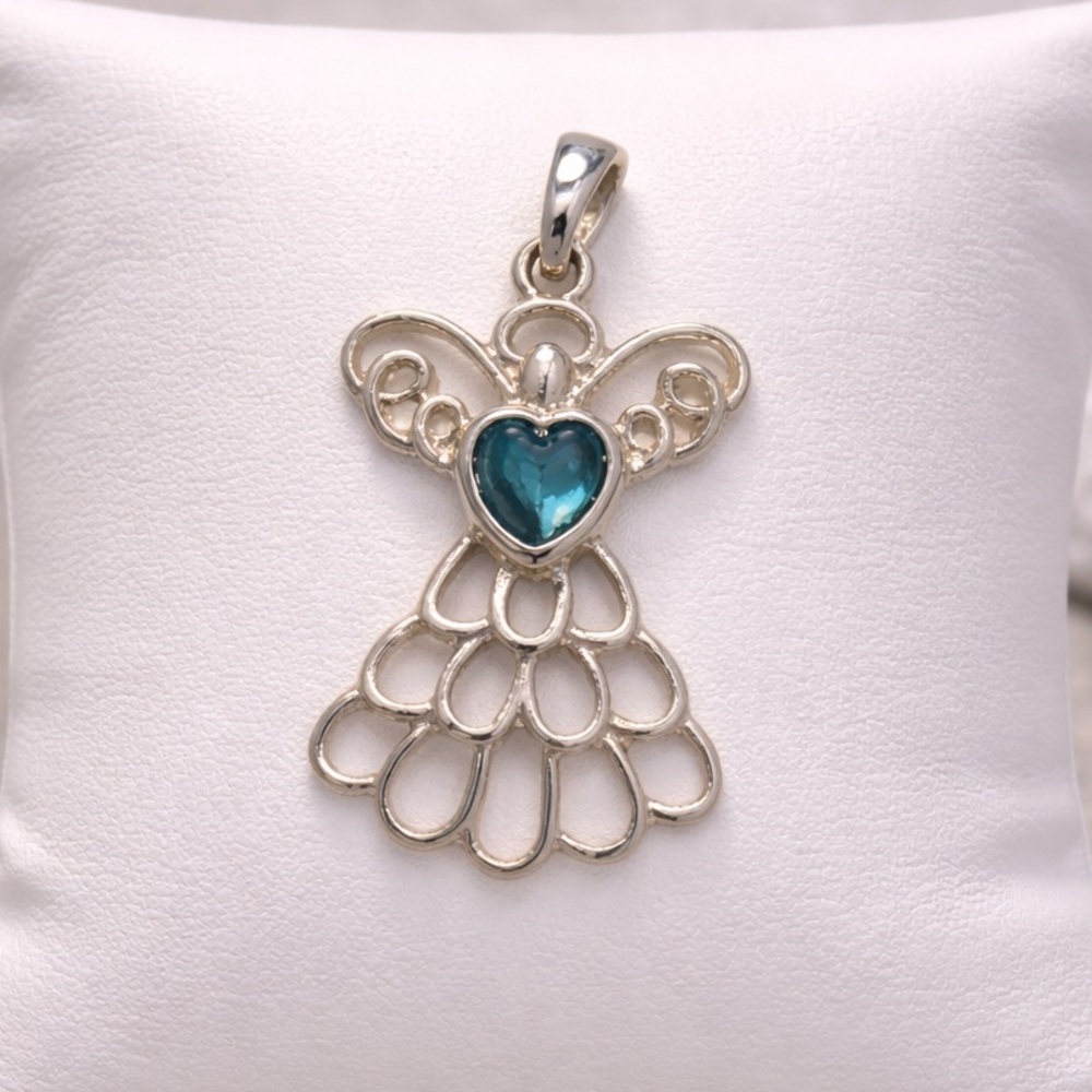 Silver angel pendant